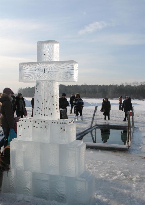 Перед празднованием Крещения началась подготовка иордани на реке Китой