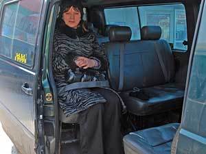 Каждый пассажир автобуса обязан пристегнуться