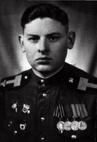 Александр Бегишев: Фотография военных лет. Первые месяцы воинской службы.