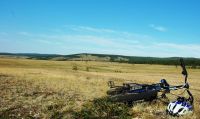 Степь: Велодруг на привале