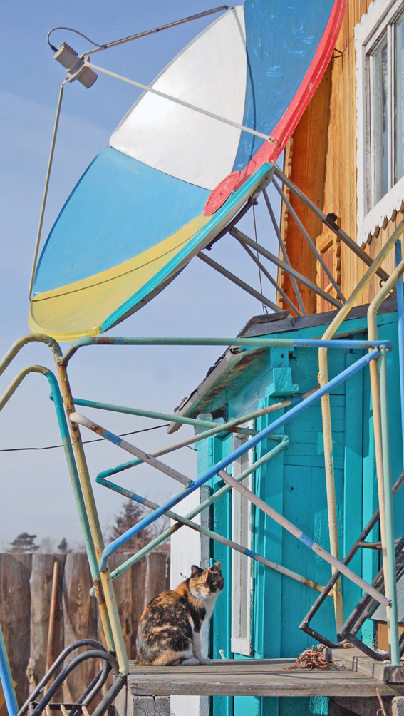 Спутниковая антенна позволяет и за городом смотреть 30 каналов