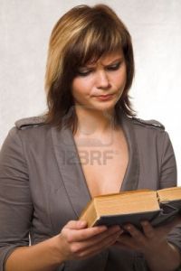 ..читала книгу..