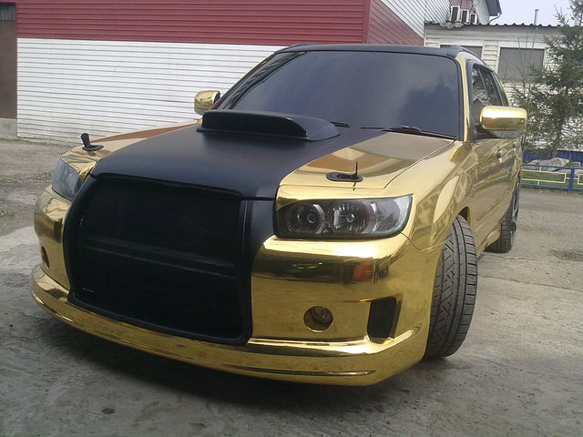 Золотой Субару Форестер