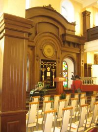 Внутренне убранство восстановлено по фотографиям 19 века